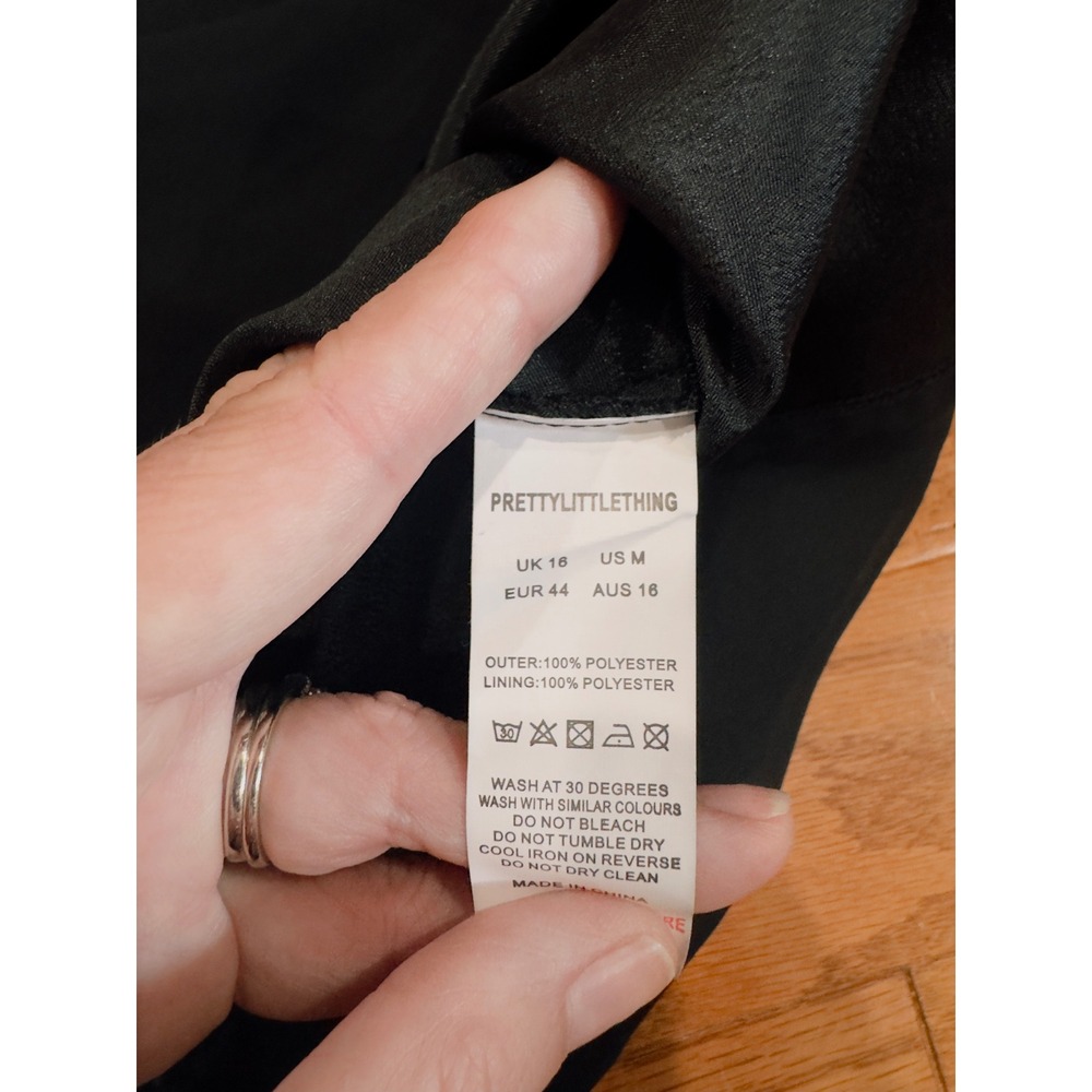 PrettyLittleThing Black Ruched Cup Detail Midi Dress US Size M Gothic Milkmaid - Picture 9 of 10